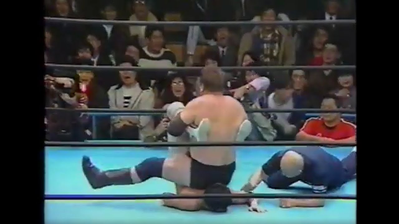 Stan Hansen vs Tsuyoshi Kikuchi 1992 01 24