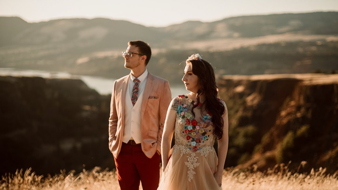 Rachel in Wonderland | a Quirky Oregon Elopement & Backyard Wedding
