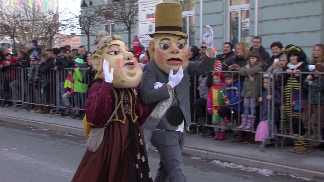 Posnetek pustnega karnevala v Cerknici 2017 "Polh v škrini"