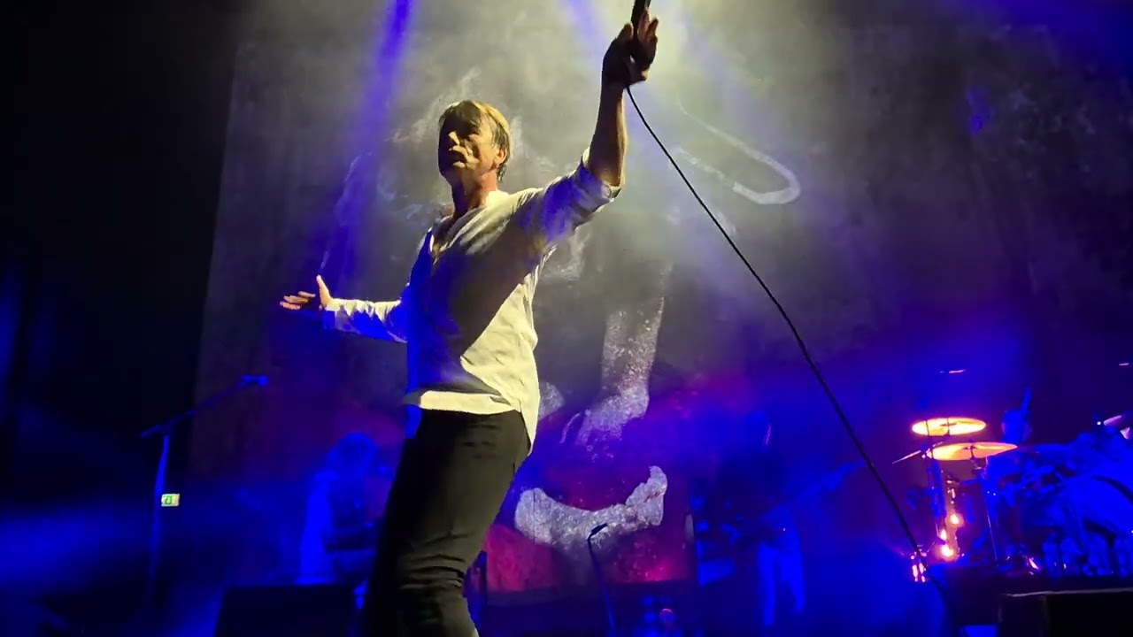 Suede, 'Sabotage' @ G Live, Guildford, 03.02.26