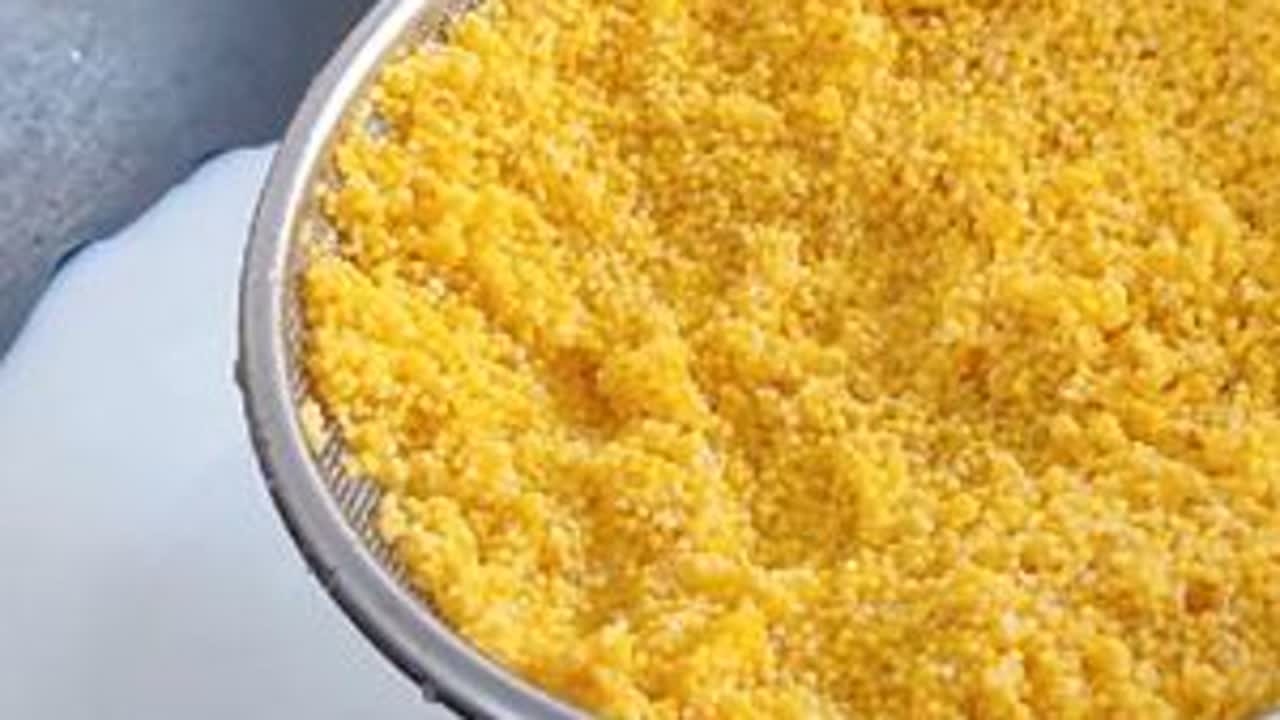 把小米放进牛奶里搅一搅 出锅就是一道意想不到的美食 #牛奶 #小米