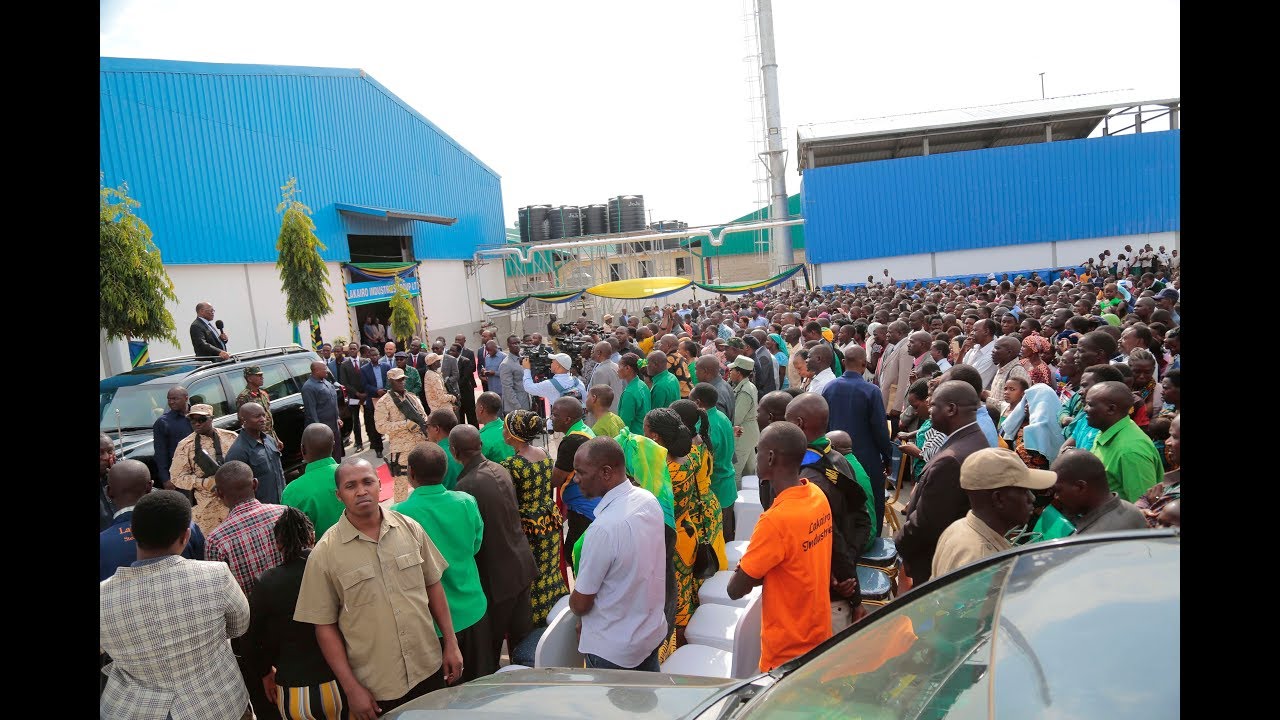 HOTUBA YA MHE RAIS DKT.MAGUFULI WAKATI AKIFUNGUA KIWANDA CHA LAKAIRO, MAGU- MWANZA