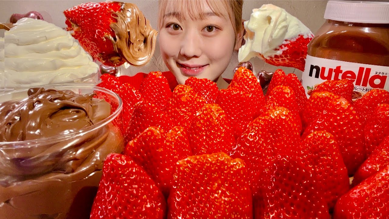 ASMR клубника Нутелла【русские субтитры】【Mukbang/ Eating Sounds】