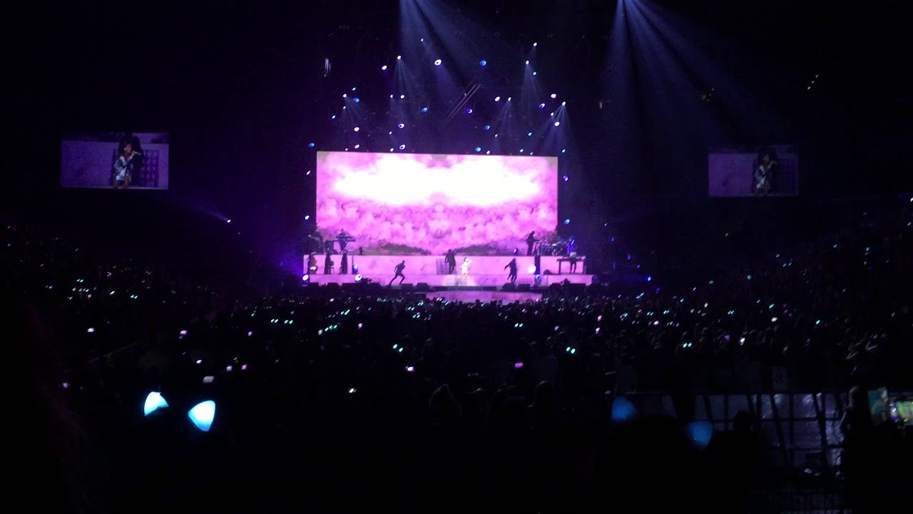 Ariana Grande - One Last Time (Honeymoon Tour Philadelphia)