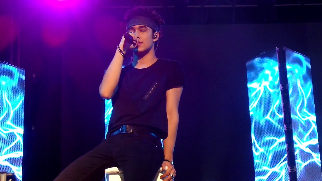 Cometa - CNCO en el Hipódromo de Rosario 2018 HD