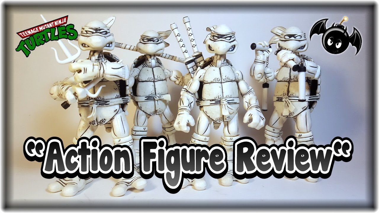 Neca TMNT Black & White 4 pack review. (Totally Tubular Turtle Tuesday)(SDCC exclusive) Ep.1