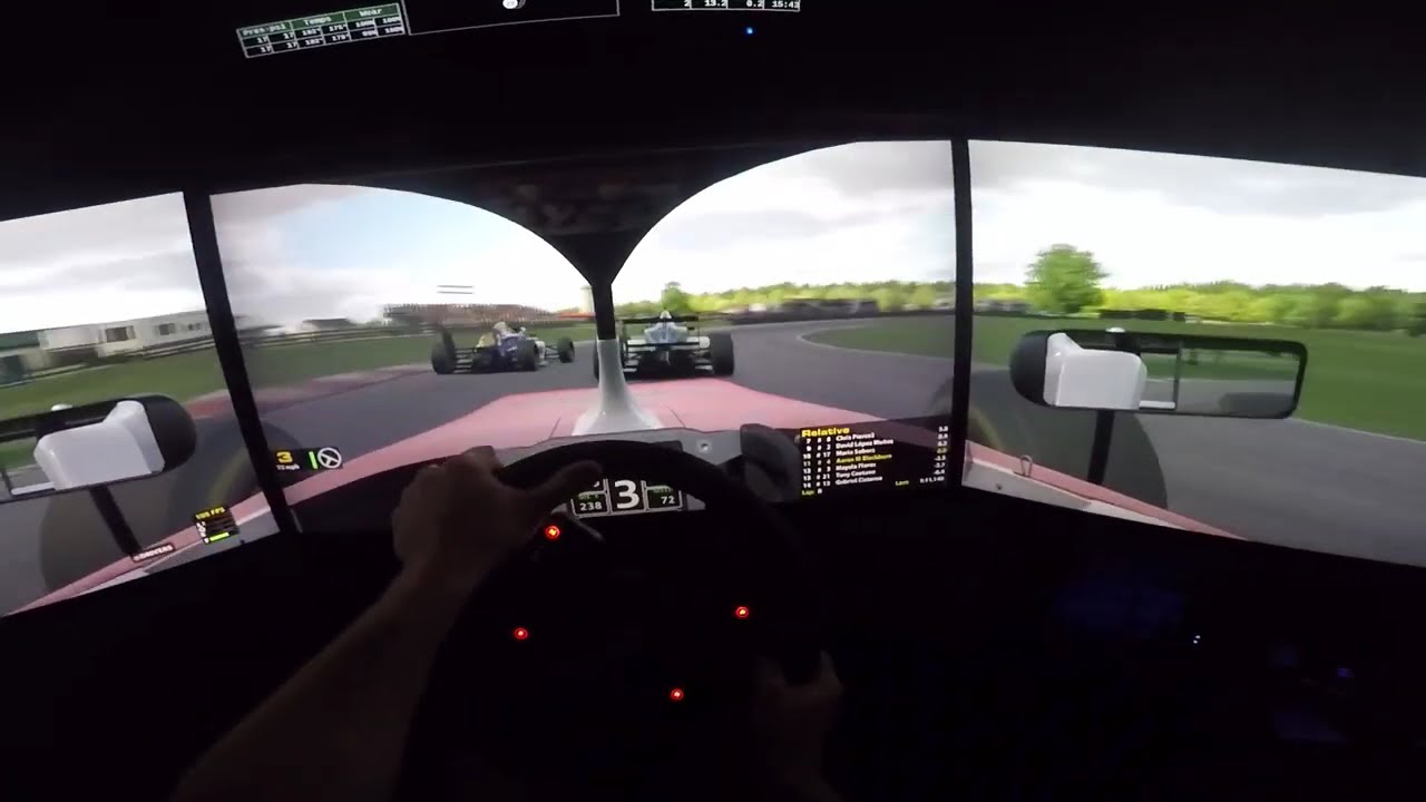 iRacing POV in the F4