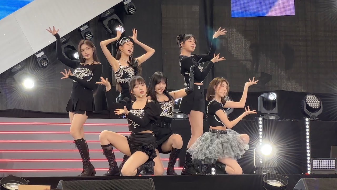 ‘ROYAL’ - IVE fancam 4K FRONT STAGE KPOP FLEX DAY 2