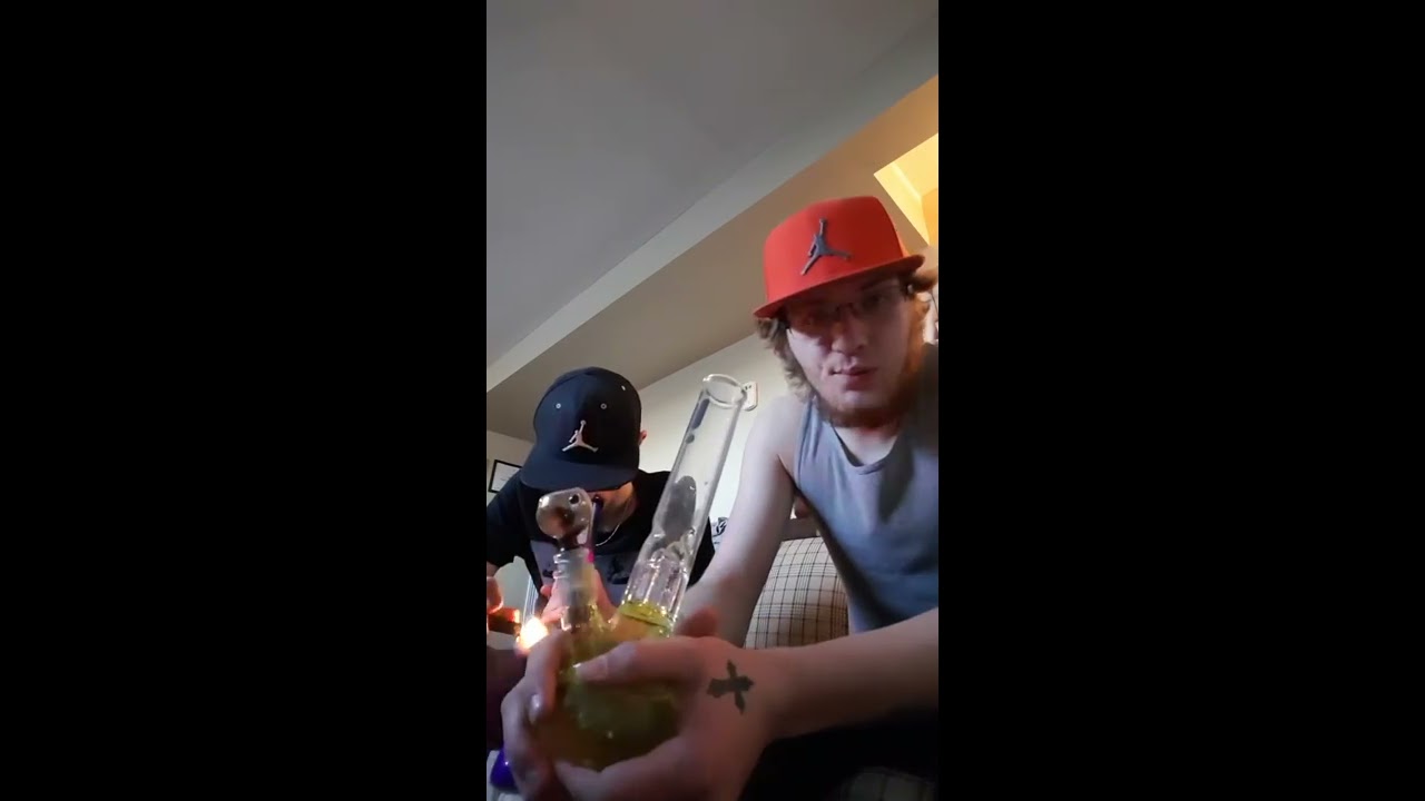 ◇●◇2 BONG HITS ONE BREATH◇●◇