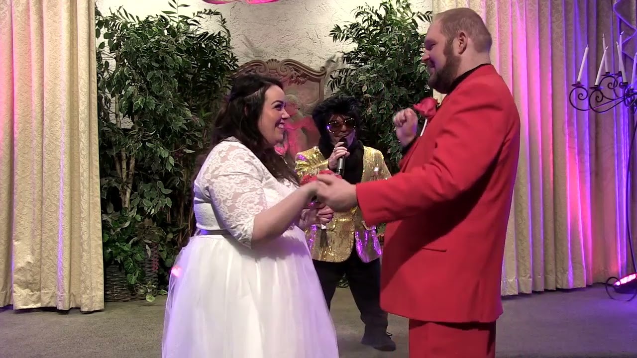 Chris and Tara Freiberg Wedding by Mini Elvis in Las Vegas
