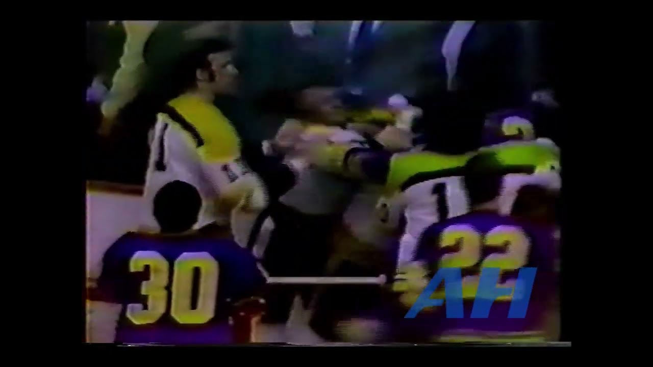 NHL Mar. 21, 1971 Boston Bruins v Buffalo Sabres Bench Clearing Brawl