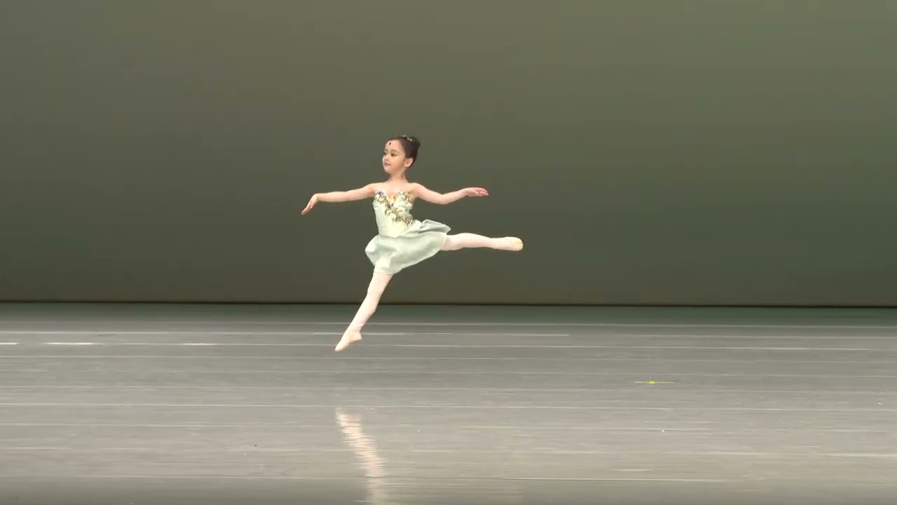 6세발레신동의 첫 콩쿨!! #jiaballet #balletjia #jia #6yearsoldballet #지아발레 #리스킨드지아