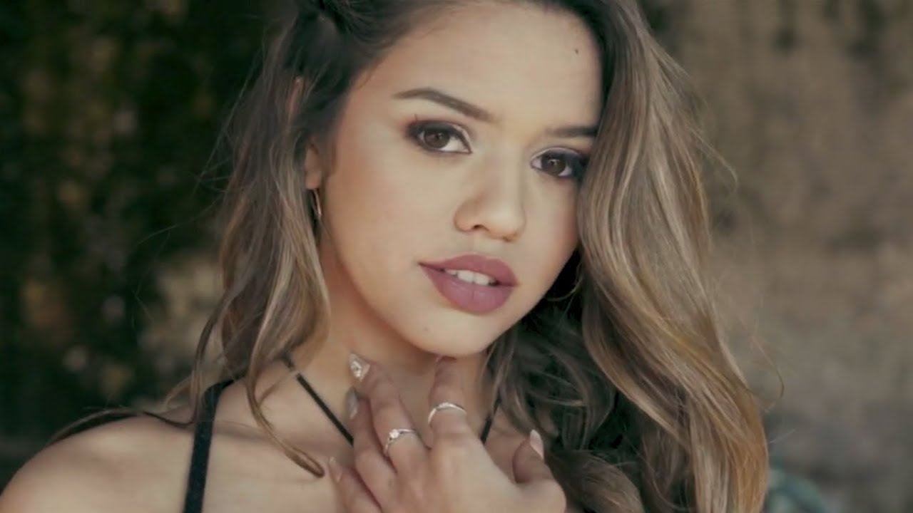 Luciana - Solo Por Esta Noche (Video Oficial)