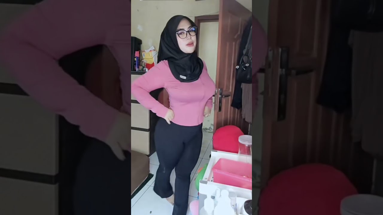 Tante janda pulen ‼️ goyang bar2 🤤🤤 Live tiktok 