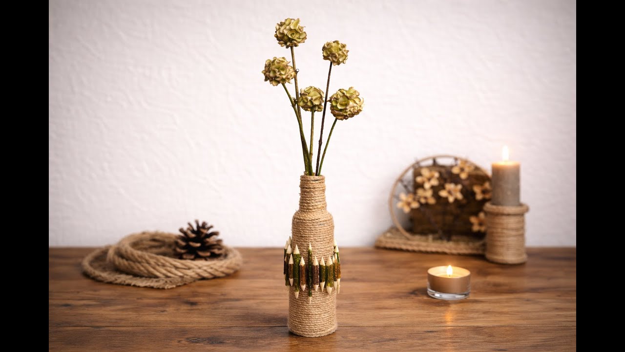 Nichts geht verloren! Handgemachte Vase aus recycelten Materialien