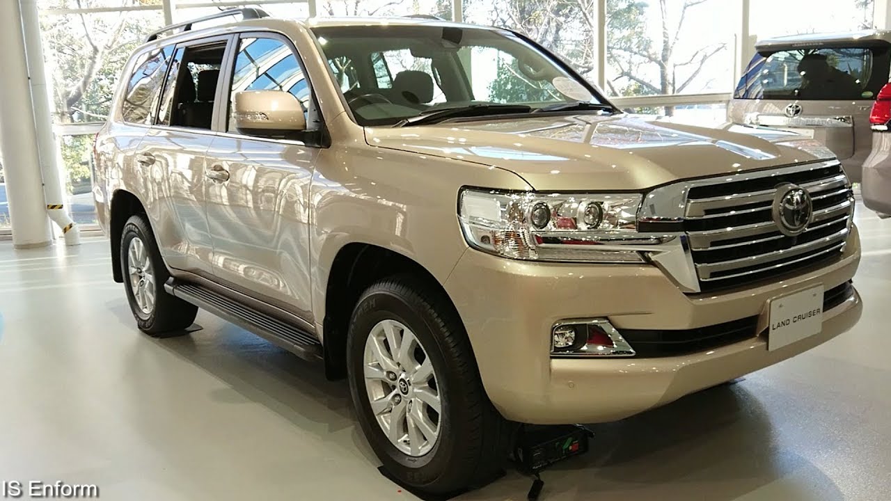 2018 Toyota Land Cruiser 200 LC200 / In-Depth Walkaround Exterior & Interior