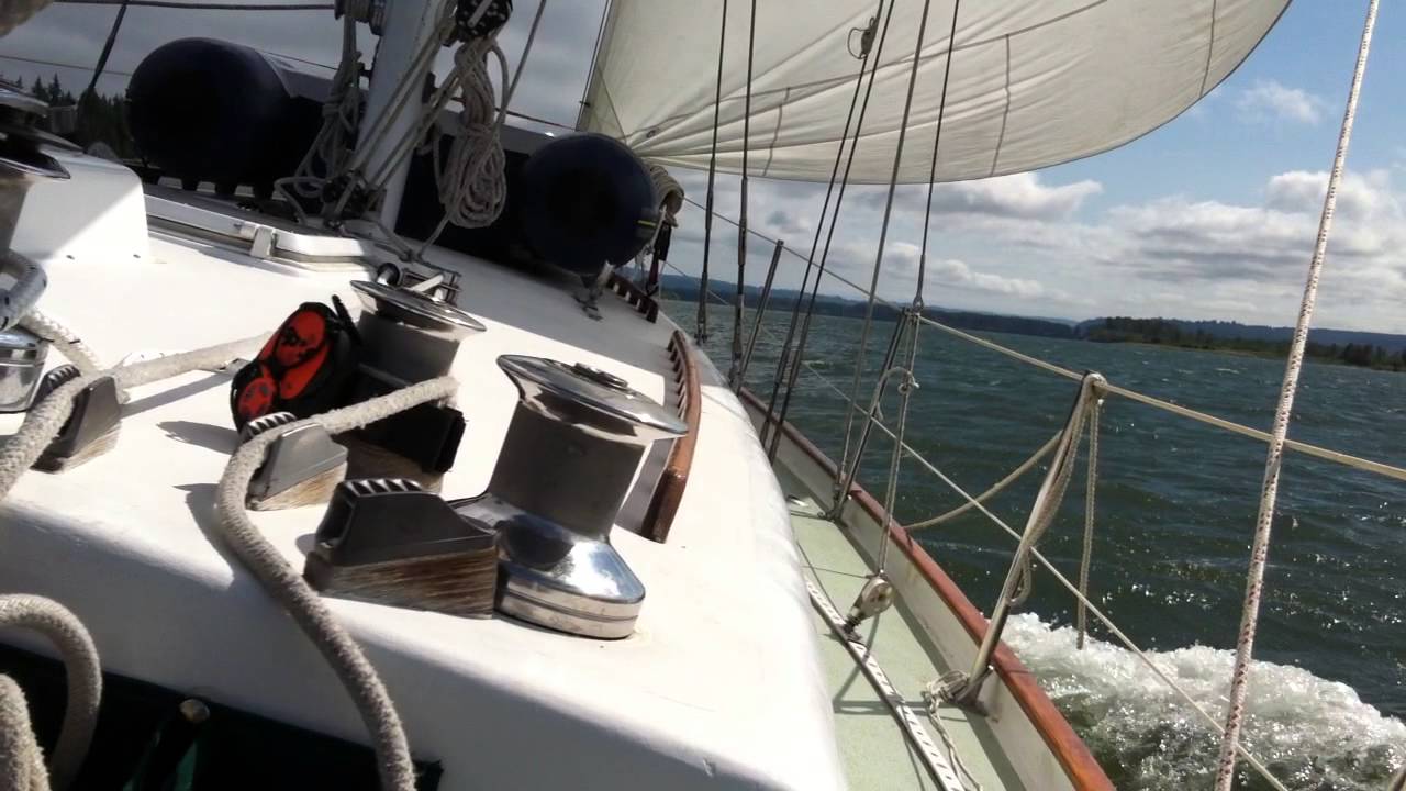 Cape George Cutter 36 Sailing Up The Columbia River
