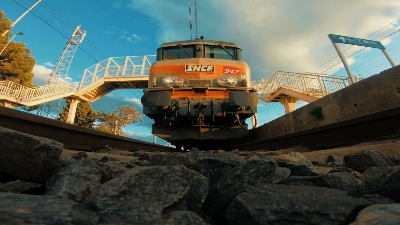 Immersion entre les rails en gare de Port-la-nouvelle ( 1️⃣1️⃣ )