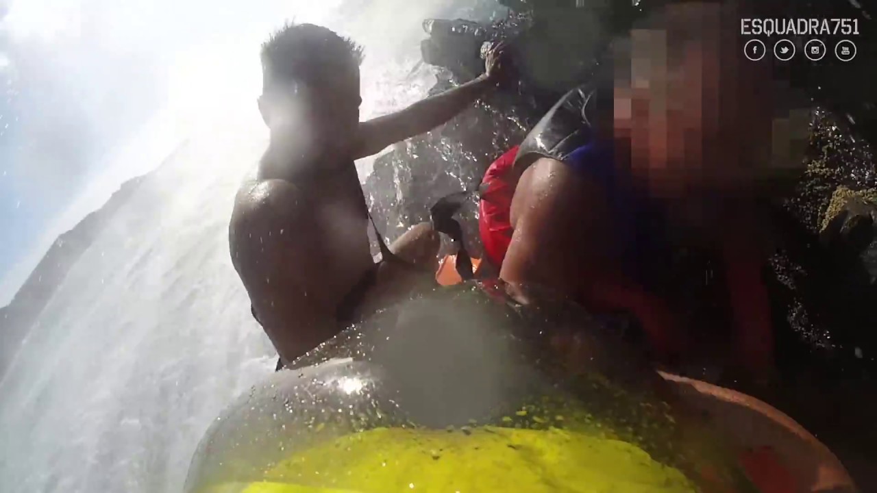 Resgate de um banhista na Praia Vale dos Homens, Aljezur