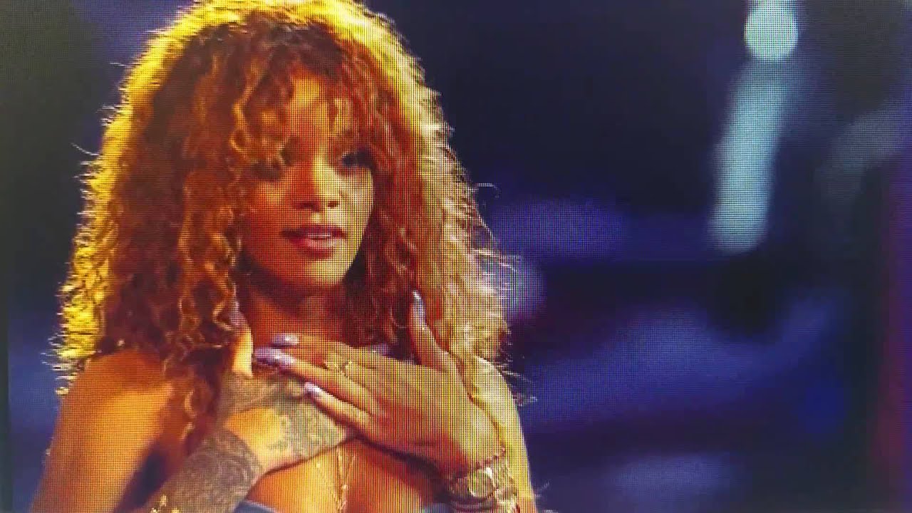 Rihanna Debuts on Season 9 of  ‘The Voice’