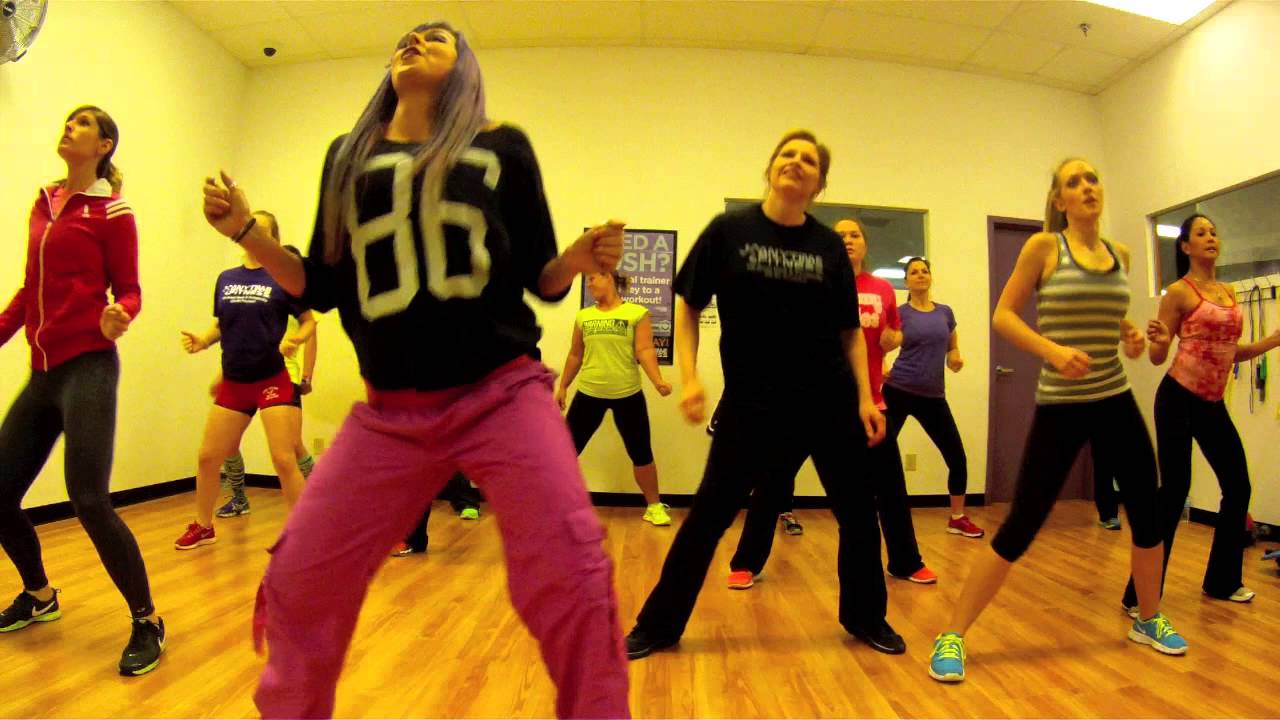 Eve - Tambourine Zumba with Mallory HotMess