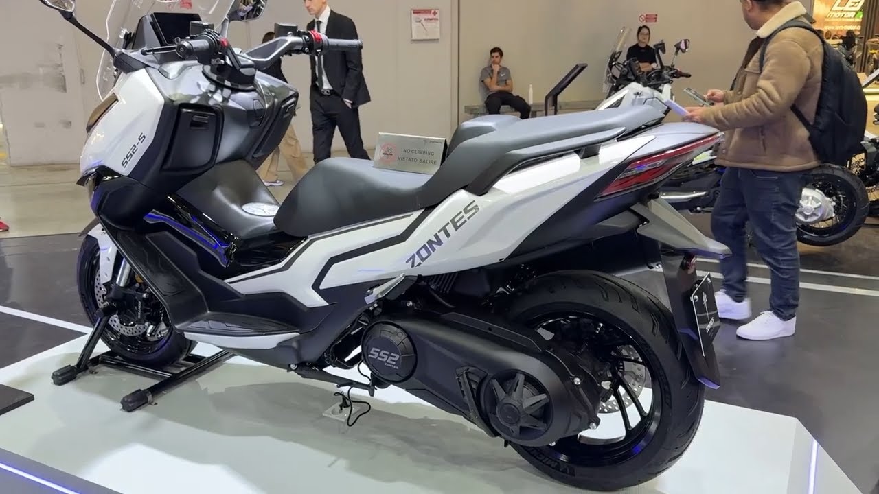 New Zontes 552 S (2026) – The 52HP Maxi-Scooter that Challenges T-MAX! | Walkaround (EICMA)