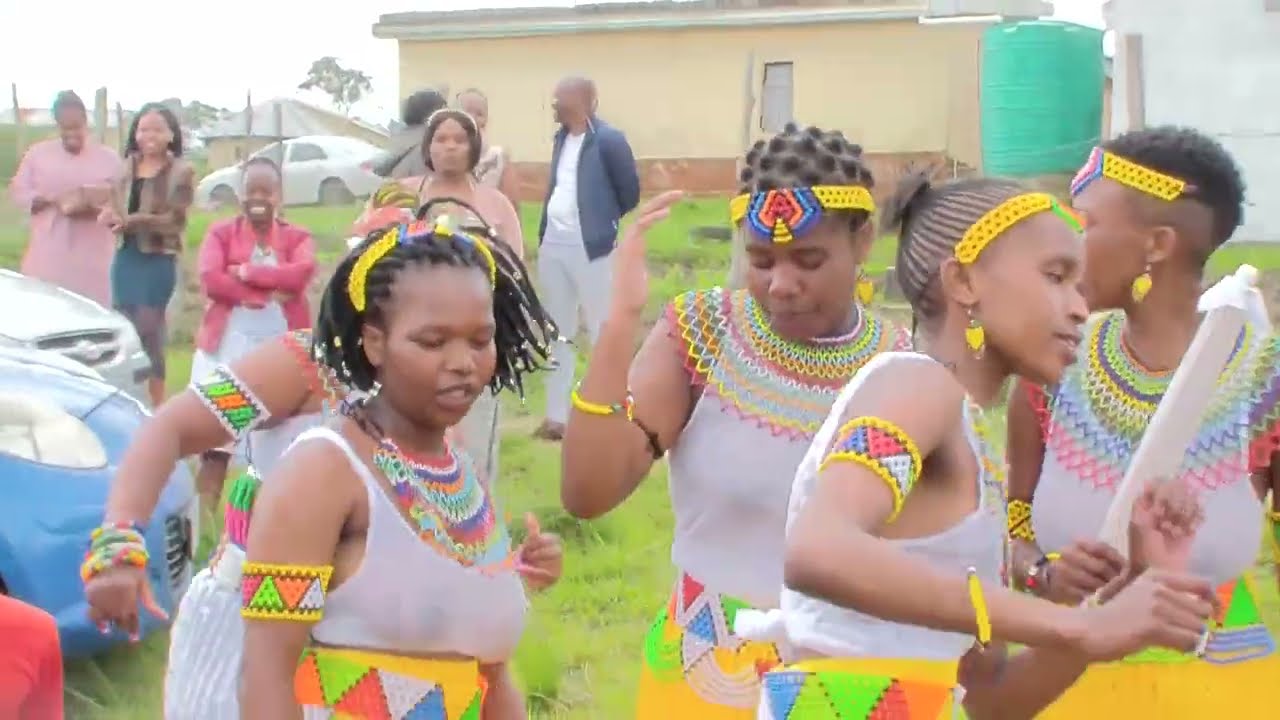 UMHLONYANE SONGS and DANCE @LUSIKISIKI (EASTERN CAPE)