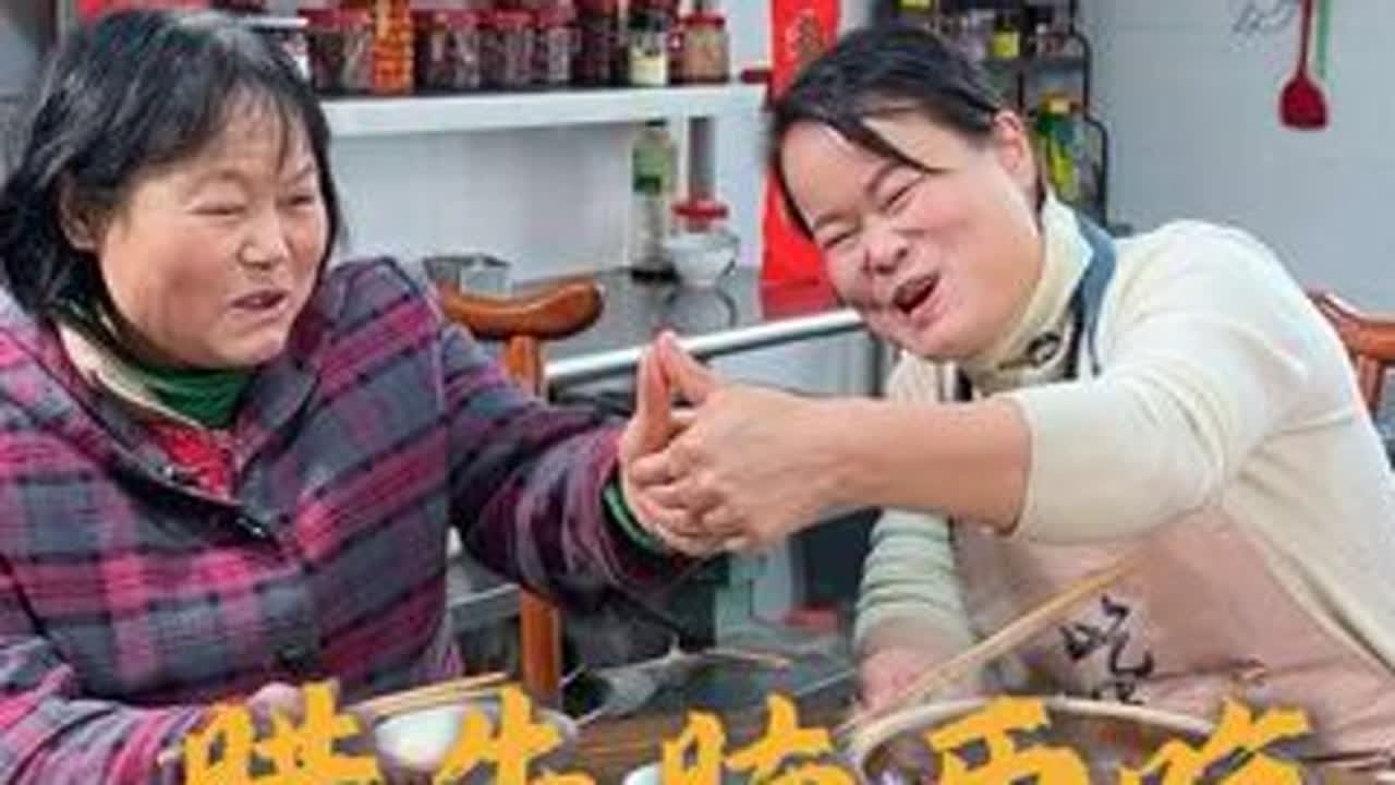新年新气象～熏好的腊牛腩做给爱我也是我爱的妈妈吃。今天晚上六点半刘姐直播间等您。#手把手教学 #好食材好味道 #腊味 #牛腩 #美食制作