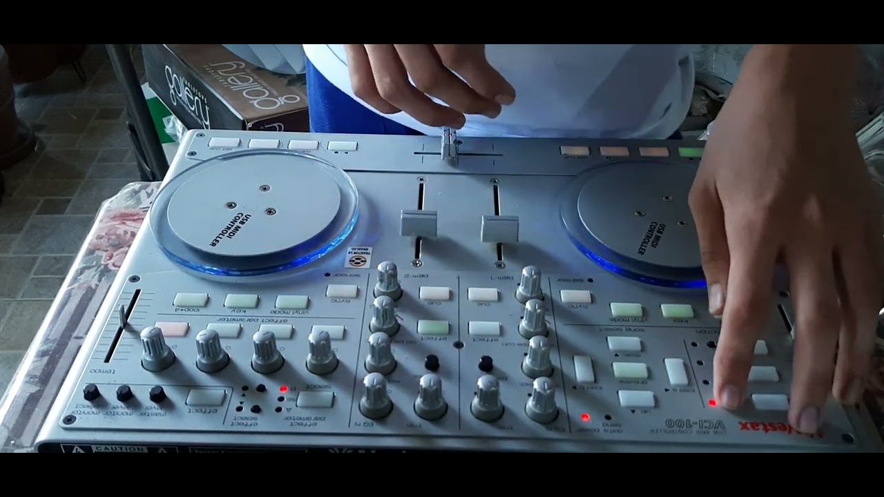 Vestax VCI-100 test on VirtualDJ 2021