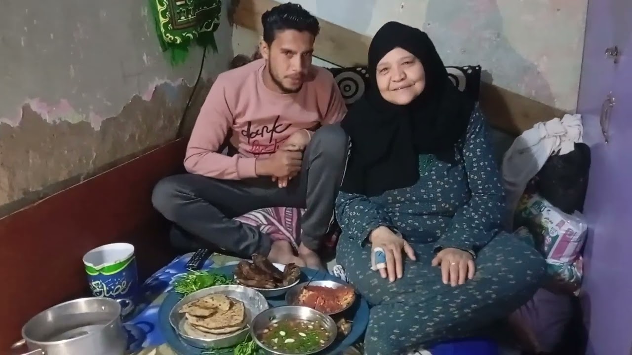 يوميات ام سيد صلي على النبي احلى اكل فطار مغربي انا وامي ربنا يخليك ليا ❤👌👌👍