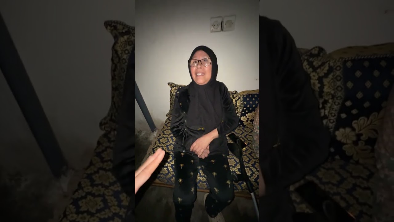 امرأة من ذوي الاحتياجات الخاصة لا تتكلم  وأصابها شلل نصفي تسكن في القليعةً باسفي ورقم ه 0660722594ا 