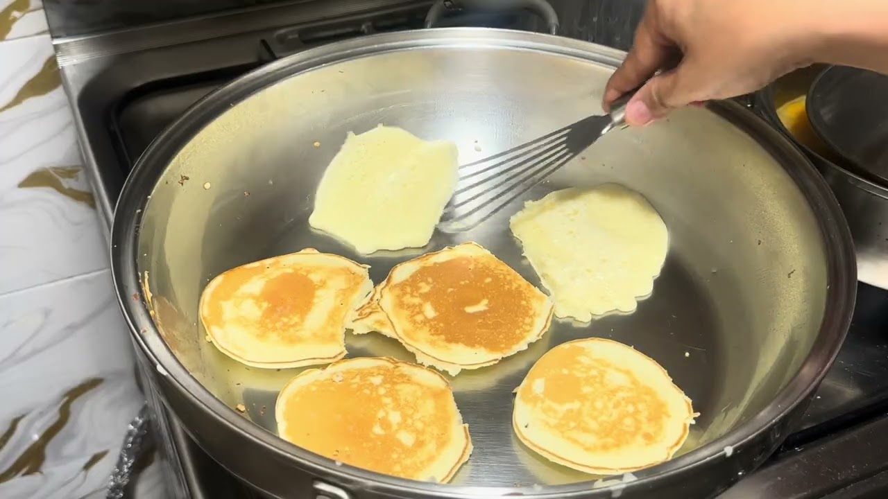 Cooking Pancakes #subscribers #pancake #cooking 