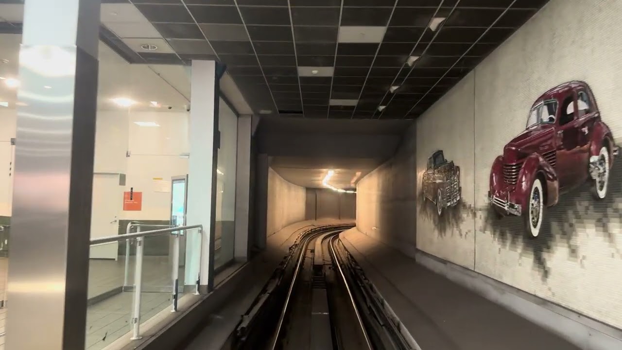 A Loop Around the Detroit People Mover - Greektown-Greektown - 8/4/25