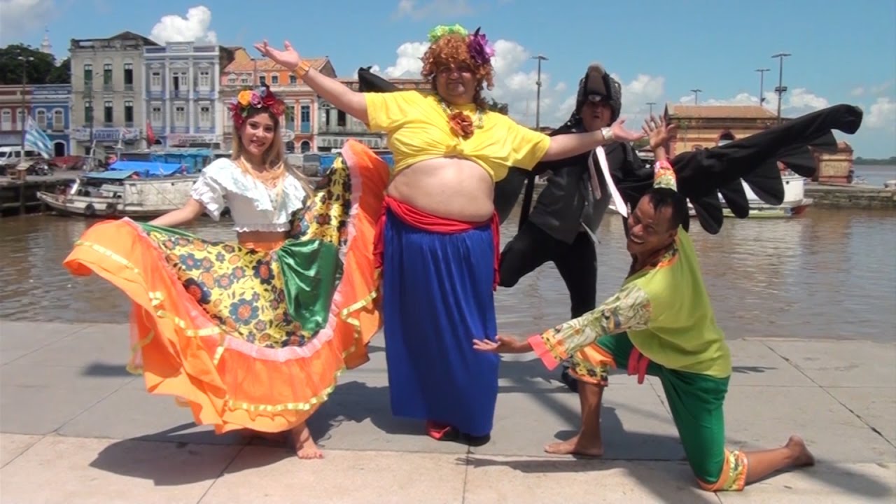 No meio do Piti&uacute; ( Clip Paranoia)