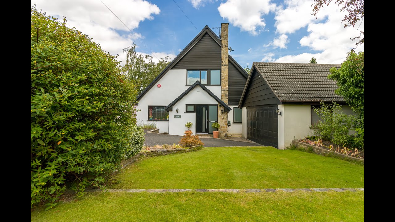 8 Broadgate Crescent, Almondbury