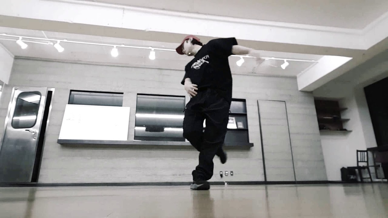 Bboy Edward Elric . Midnight session. 3