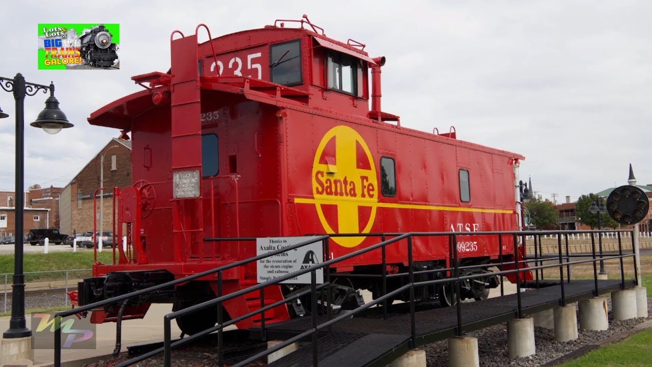 What a Caboose on a train does | Lots of Trains Galore