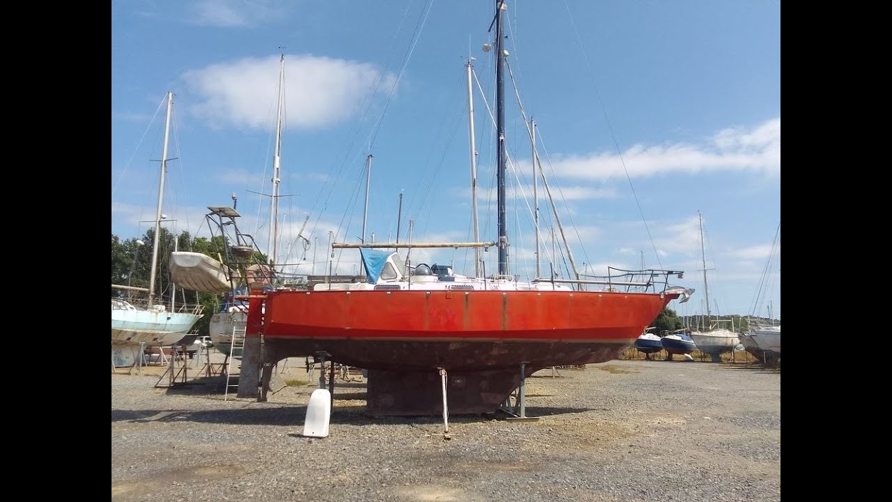 PETIT PRIX Voilier de voyage en acier   Chatam 32  A RENOVER