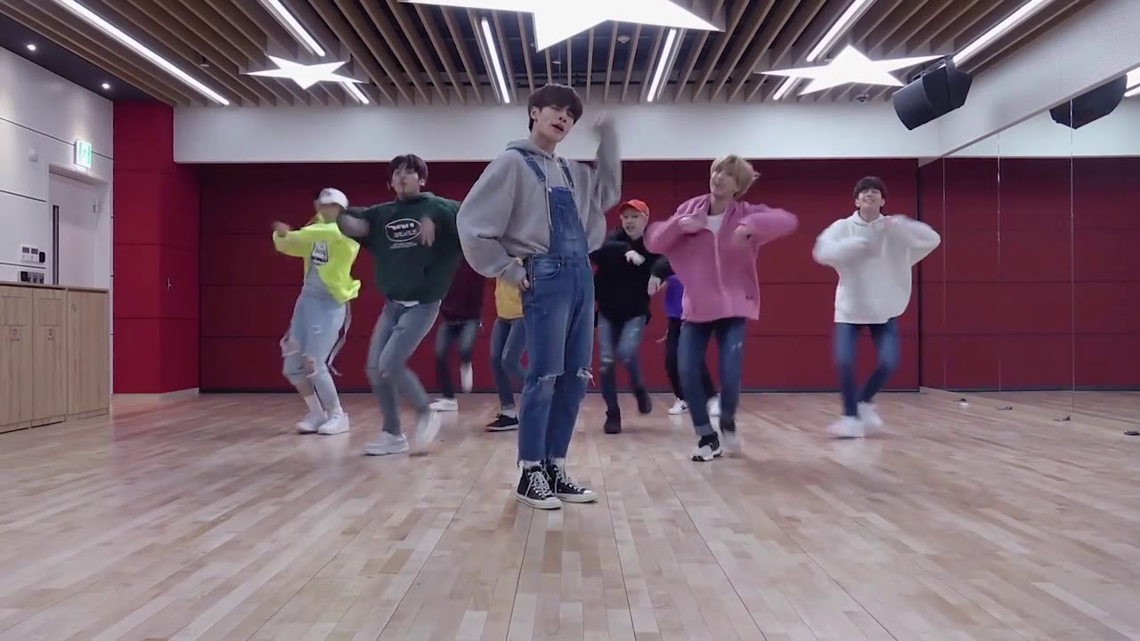 [MIRRORED] Stray Kids "get cool" Dance practice mirror.