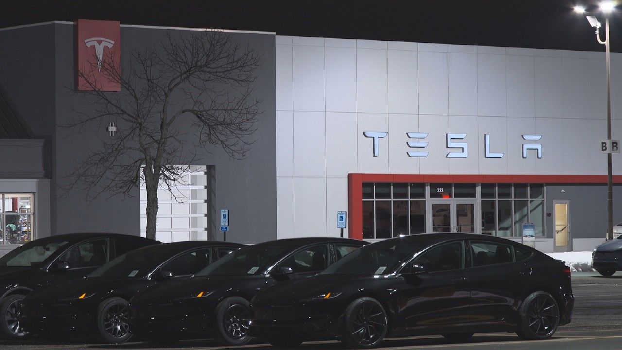 Easton family files wrongful death suit over fiery Tesla crash