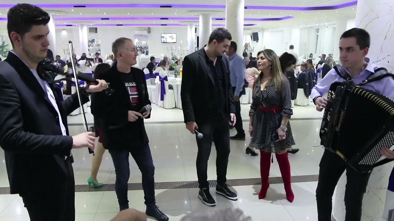Bikinjac Tejovac Radisa .Moj zivot nij .Uzmi sve sto ti zivot pruza To sto spoji bog
