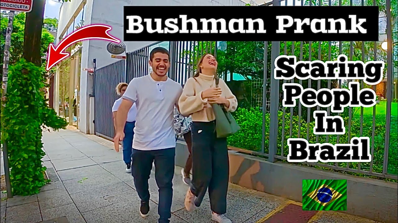 Bushman Prank: Scaring people in São Paulo Brazil