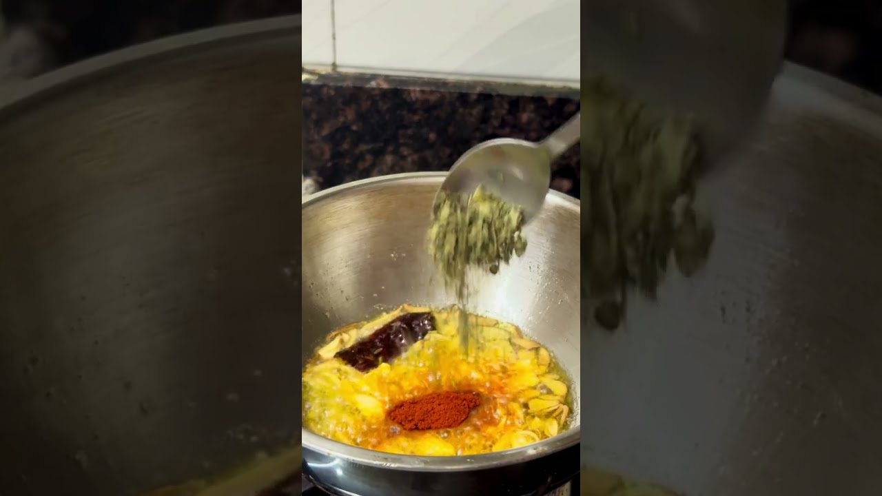 Lehsuni dal tadka aur amla ki chutney | healthy lunch meal idea