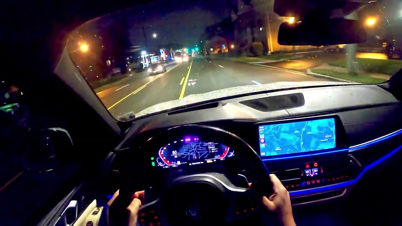 2022 BMW X5 xDrive 40i - POV Night Drive