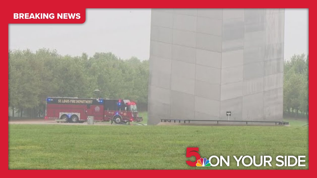 Passengers rescued after Gateway Arch trams became stuck