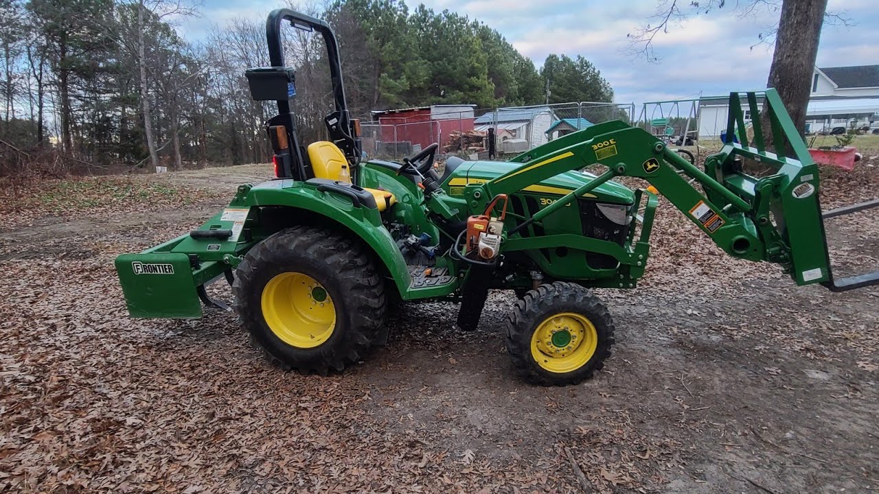 1st Oil Change On The John Deere 3043D