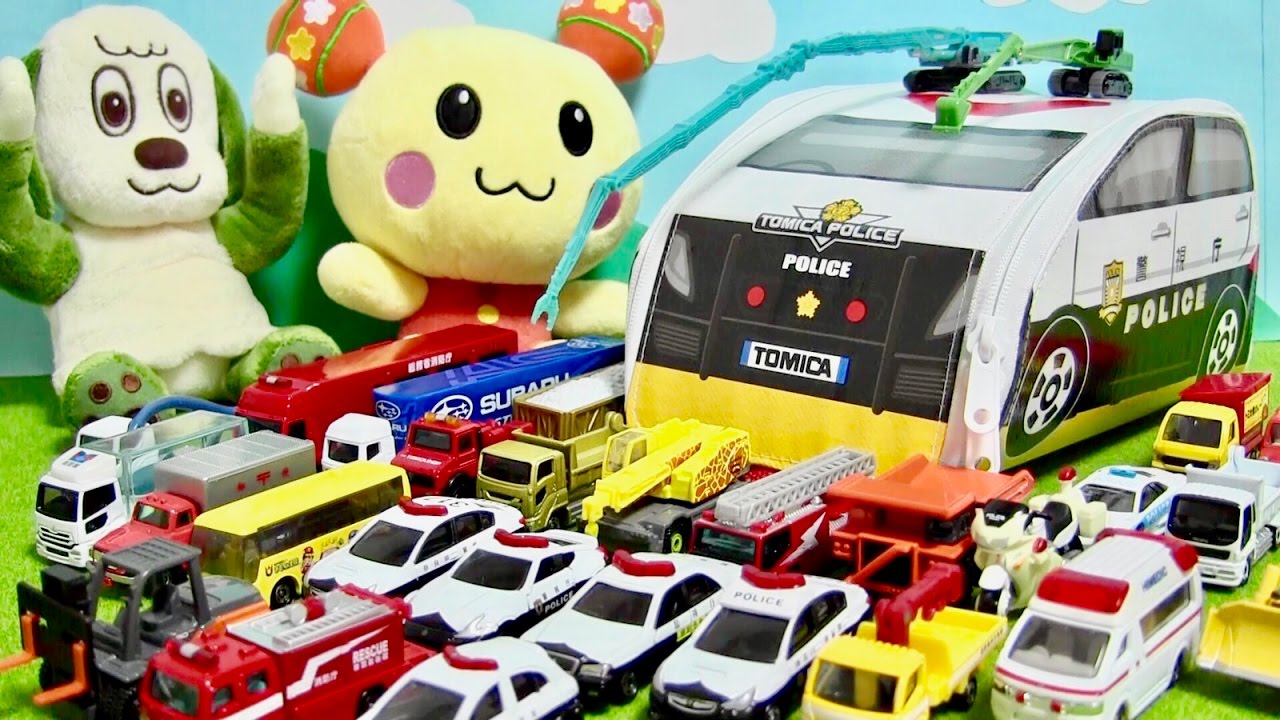 はたらくくるま トミカ クリスマスプレゼント☆トミカのおやつバック わんわん うーたん パトカー 消防車 救急車 重機 建設車両 クレーン車 郵便車 ダンプカー ブルドーザー