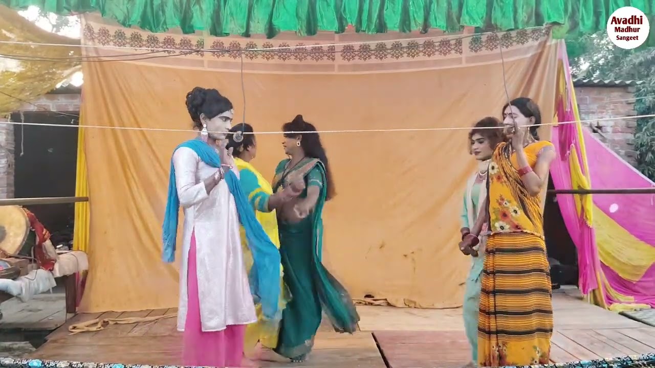सुबह सुबह का कहरवा गीत और ग्रुप डांस अवध संगीत पार्टी अंबेडकर नगर 8948997015
