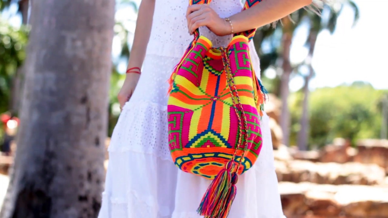 Step out in style with top quality Wayuu bags!