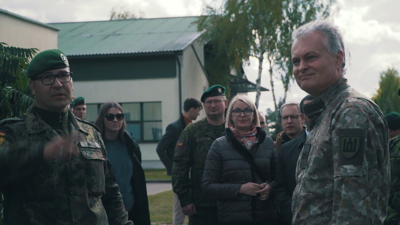 LR Prezidentas Gitanas Nausėda aplankė karinius dalinius Rukloje